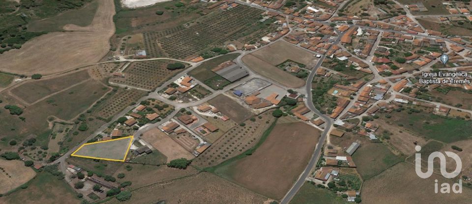 Building land in Azoia de Cima e Tremês of 2,296 m²