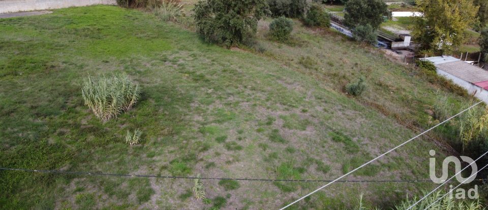 Terreno urbano em Azoia de Cima e Tremês de 2 296 m²
