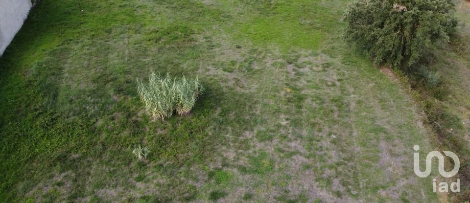 Terreno urbano em Azoia de Cima e Tremês de 2 296 m²
