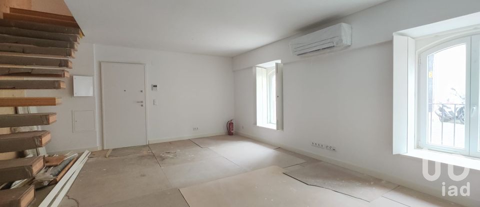 Apartment T2 in Campolide of 120 m²