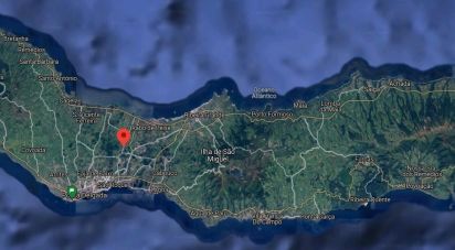 Terrain à bâtir à Pico da Pedra de 2 800 m²