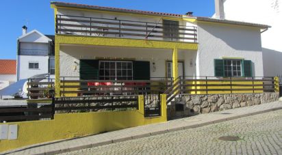 Casa / Villa T5 em Sabugal e Aldeia de Santo António de 192 m²