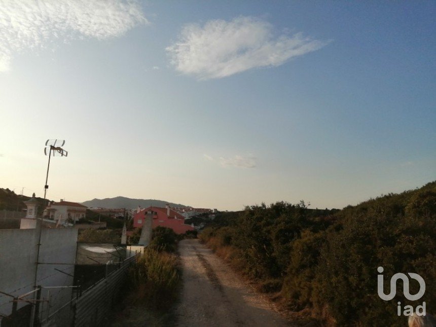 Terrain à Rio de Mouro de 2 880 m²