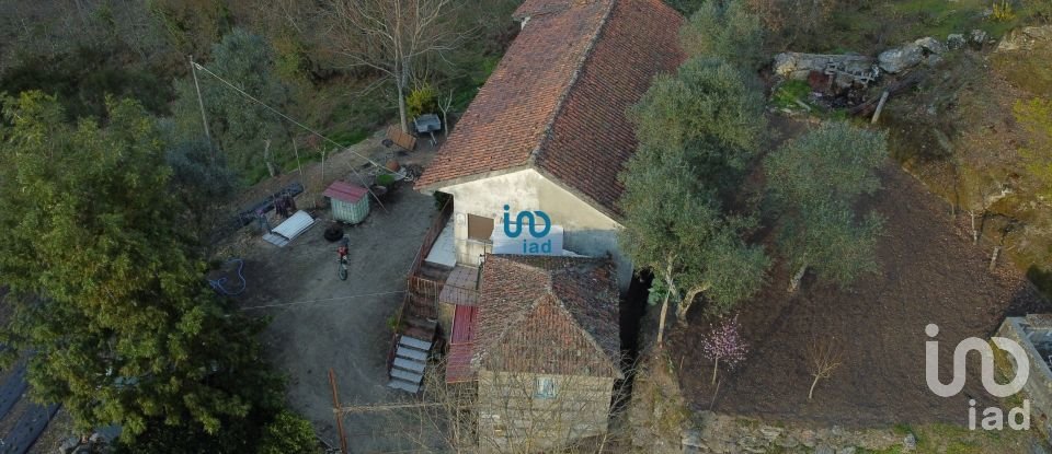 House T3 in Várzea, Aliviada e Folhada of 200 m²