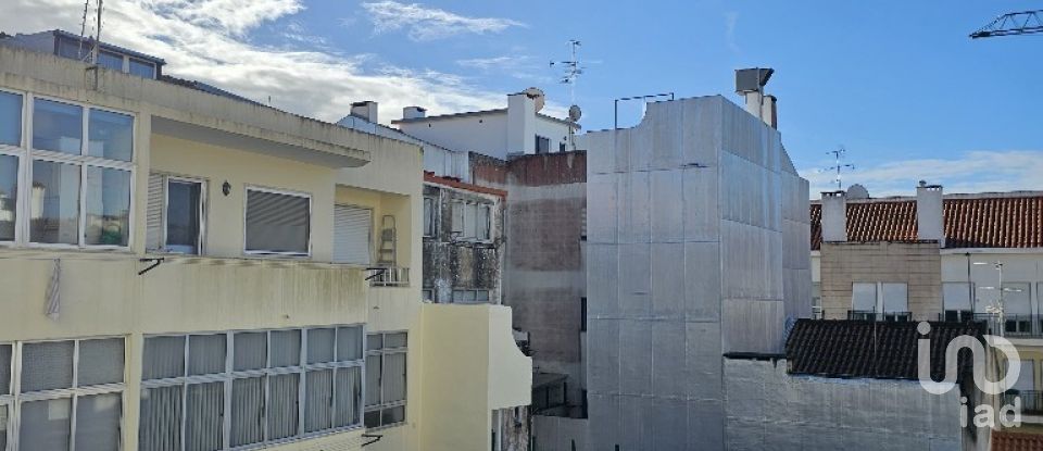 Duplex T2 in Caldas da Rainha - Nossa Senhora do Pópulo, Coto e São Gregório of 95 m²
