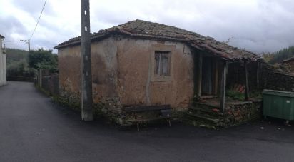 Maison de village T0 à Alvares de 56 m²