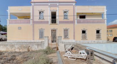 Ferme T7 à Quelfes de 102 150 m²