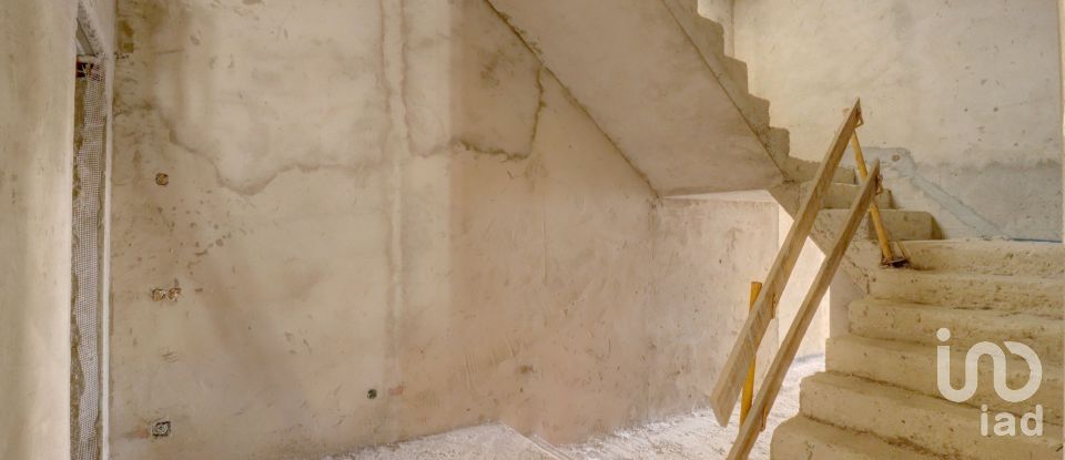 Quinta T7 em Quelfes de 102 150 m²