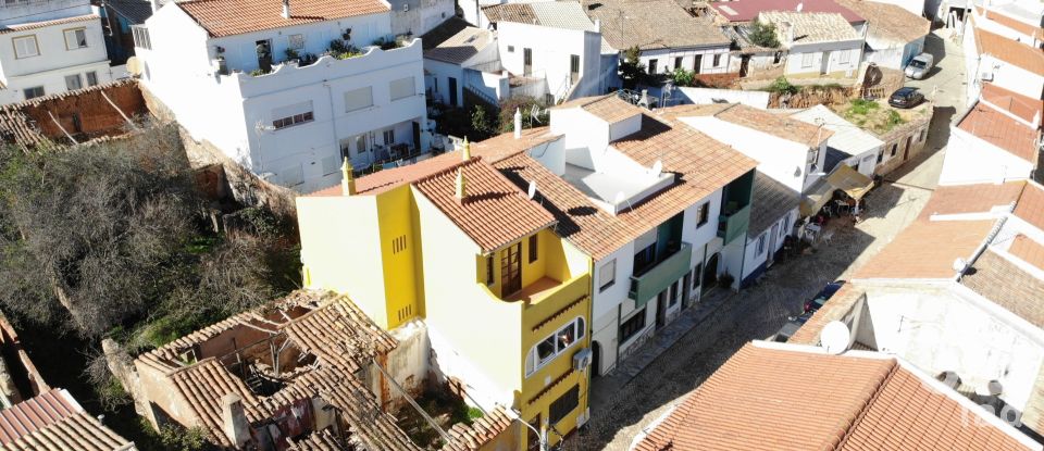Maison de village T4 à Barão de São Miguel de 150 m²