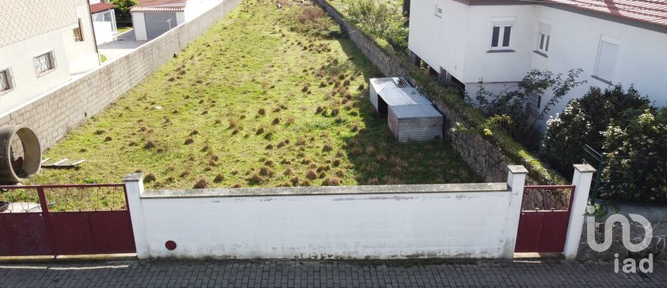 Terreno urbano em Antas de 1 019 m²