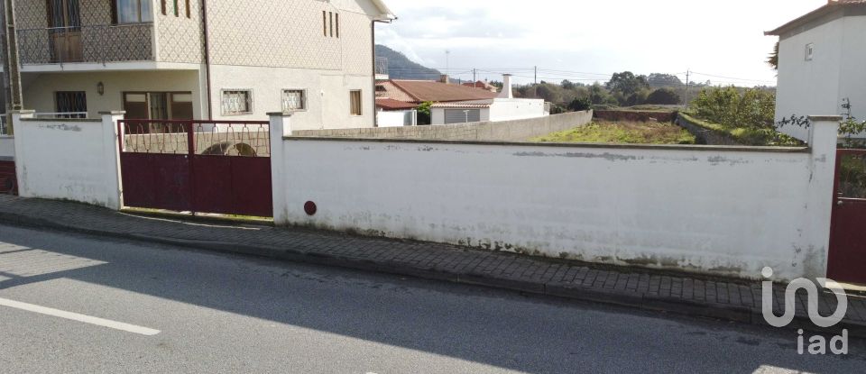 Terreno urbano em Antas de 1 019 m²