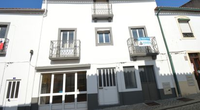 Maison T3 à Espinhal de 369 m²