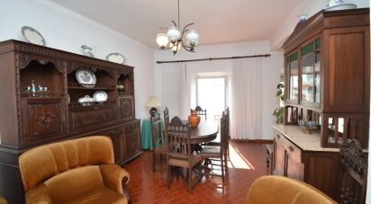 Maison T3 à Espinhal de 369 m²