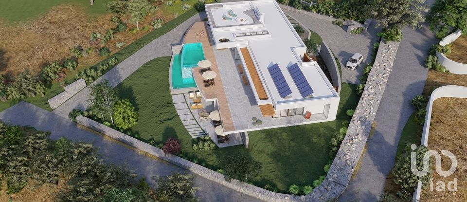 Land in Santa Bárbara de Nexe of 2,752 m²