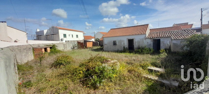Maison de village T2 à Santa Maria, São Pedro e Sobral da Lagoa de 202 m²