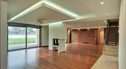 Lodge T3 in Avanca of 240 m²