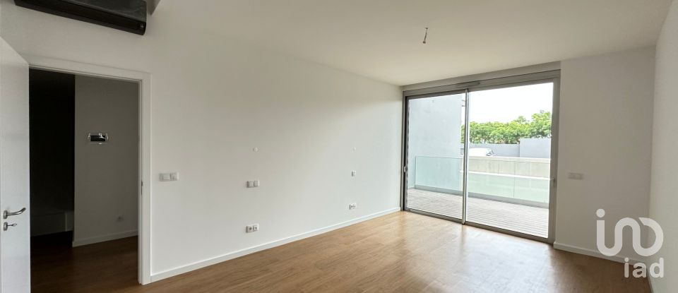 Duplex T3 em Funchal (Sé) de 298 m²