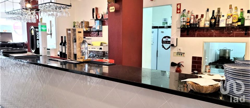 Boutique/Local commercial à Lourinhã e Atalaia de 123 m²