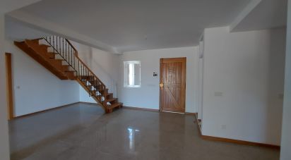 Maison rustique T3 à São Cristóvão de 262 m²