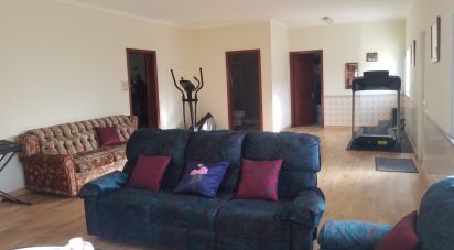 House T3 in Carvalhal Benfeito of 200 m²