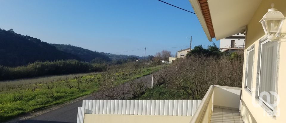 House T3 in Carvalhal Benfeito of 200 m²