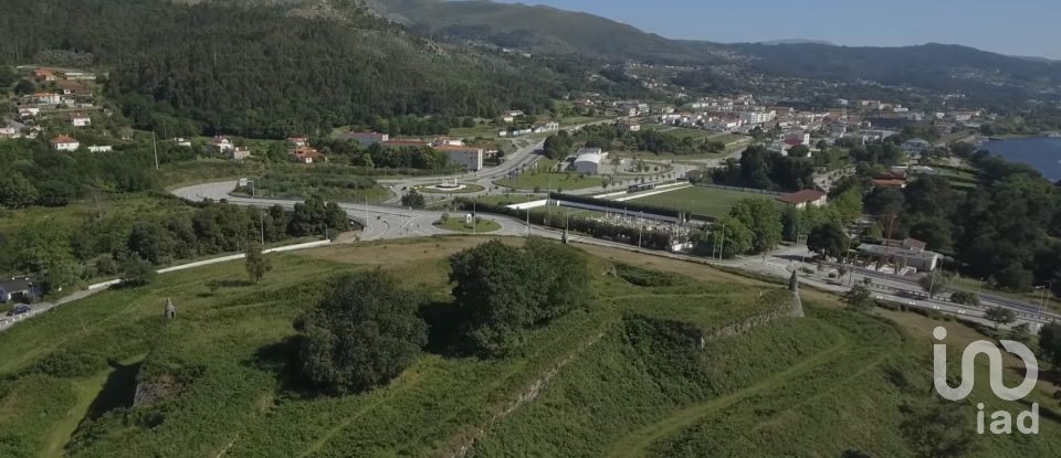 Terrain à bâtir à Reboreda e Nogueira de 4 364 m²