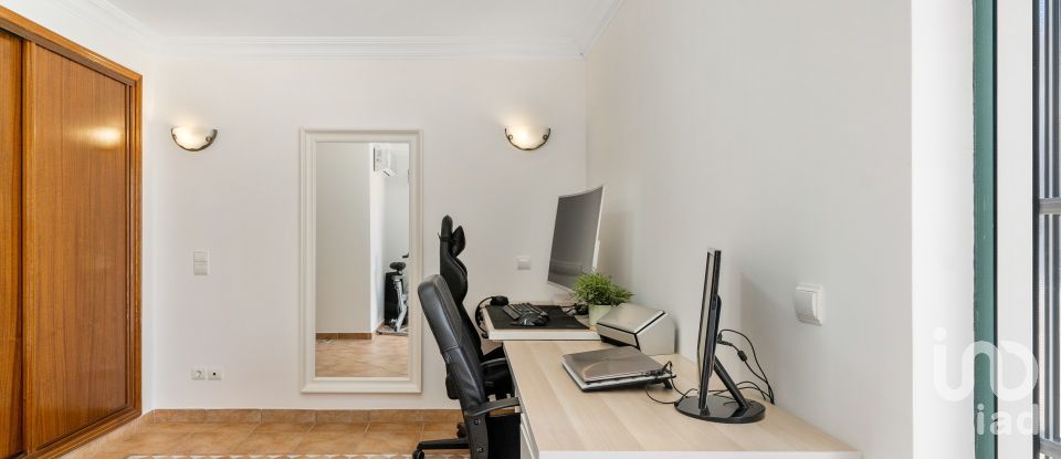 Lodge T4 in Albufeira e Olhos de Água of 289 m²