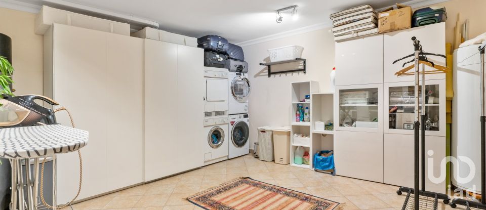 Lodge T4 in Albufeira e Olhos de Água of 289 m²