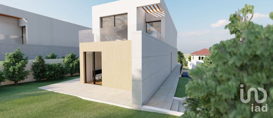 Terreno em Sesimbra (Castelo) de 1 049 m²