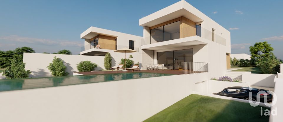 Terreno em Sesimbra (Castelo) de 1 049 m²