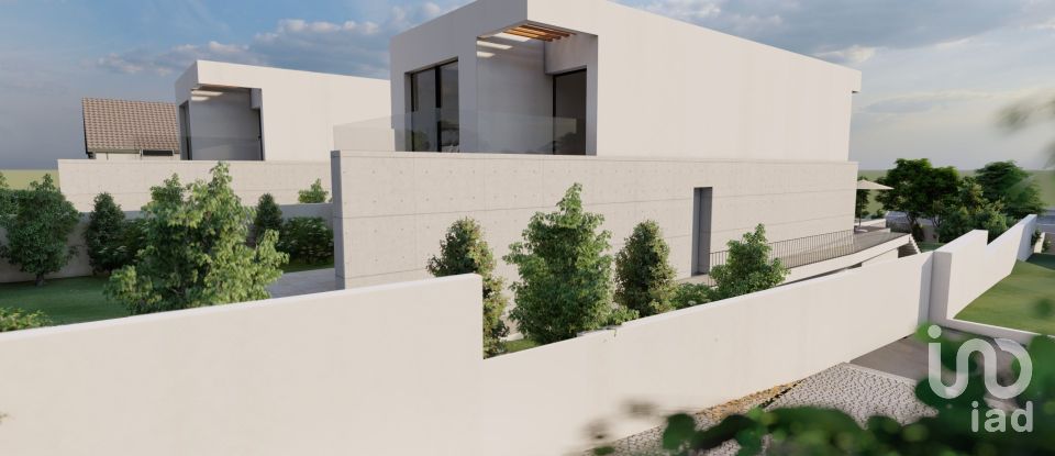 Terreno em Sesimbra (Castelo) de 1 049 m²