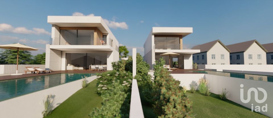 Terreno em Sesimbra (Castelo) de 1 049 m²