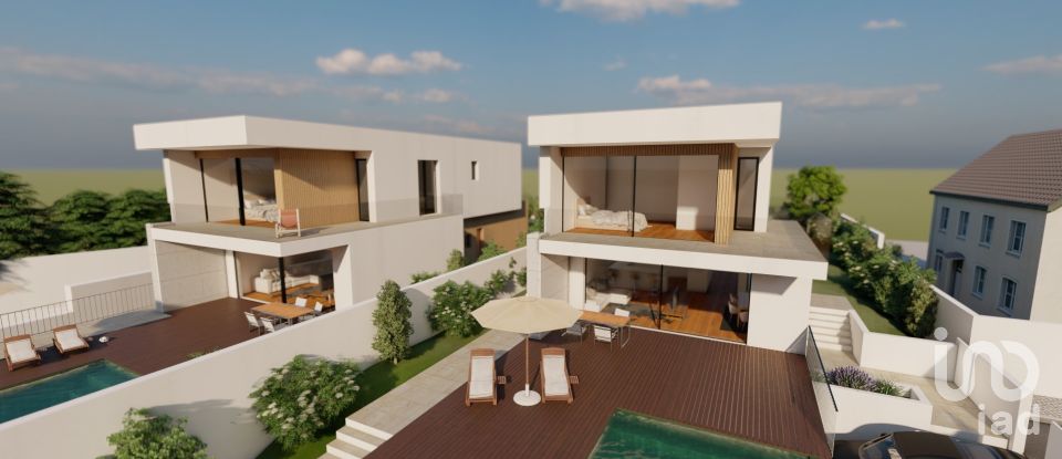 Terreno em Sesimbra (Castelo) de 1 049 m²