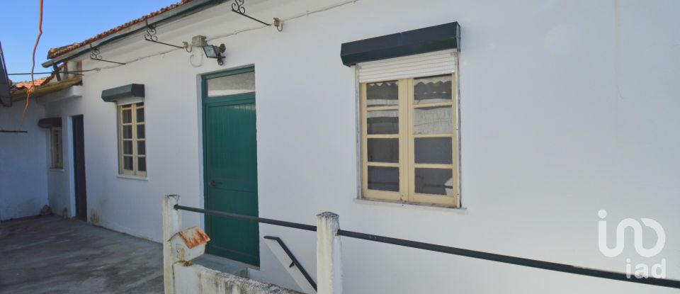 Casa tradicional T3 em Espinhal de 244 m²