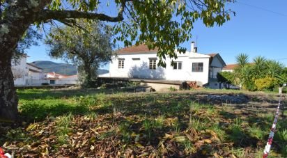 Maison traditionnelle T3 à Espinhal de 244 m²