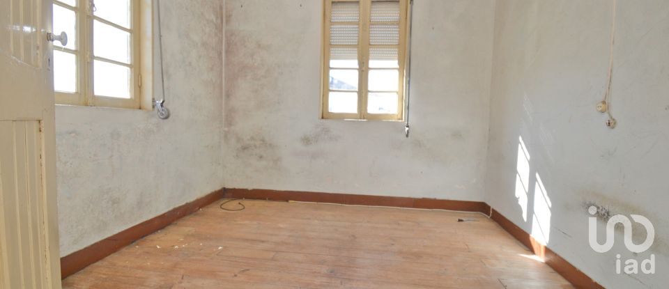 Casa tradicional T3 em Espinhal de 244 m²