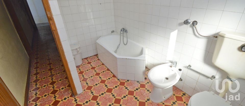 Casa tradicional T3 em Espinhal de 244 m²