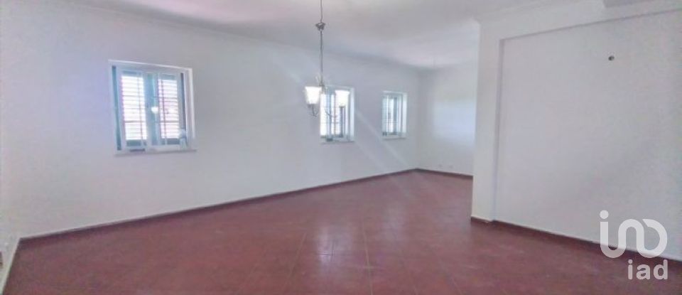 Casa / Villa T7 em Rio de Mouro de 400 m²