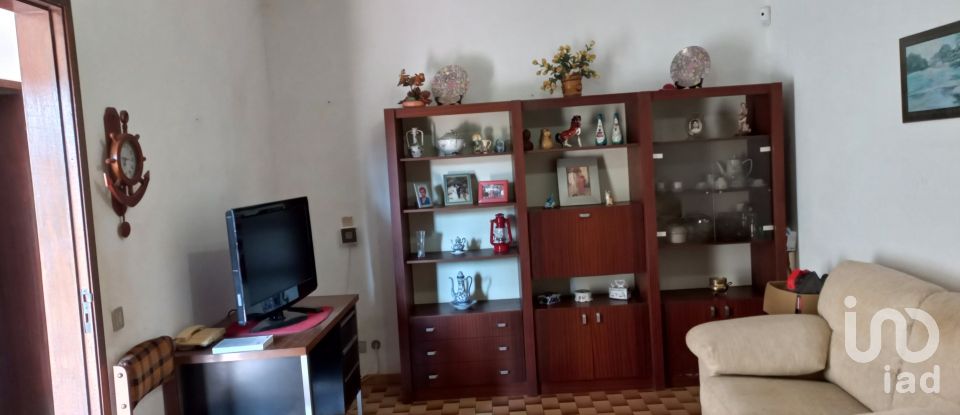 Maison traditionnelle T2 à Loulé (São Sebastião) de 110 m²