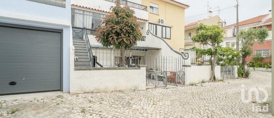 House T5 in Cascais e Estoril of 160 m²