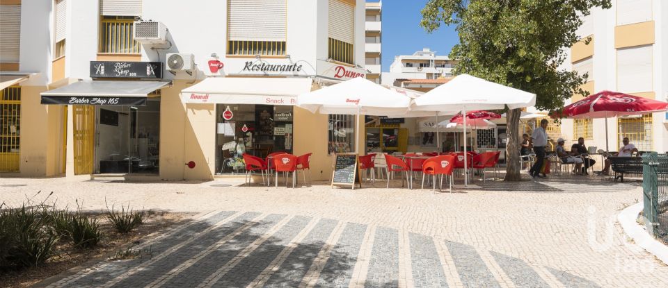 Shop / premises commercial in Quarteira of 100 m²