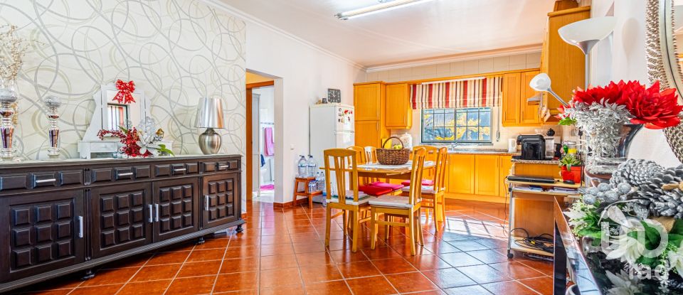 Farm T3 in Alcobertas of 255 m²