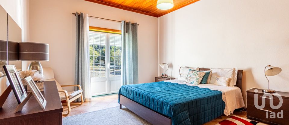 Farm T3 in Alcobertas of 255 m²