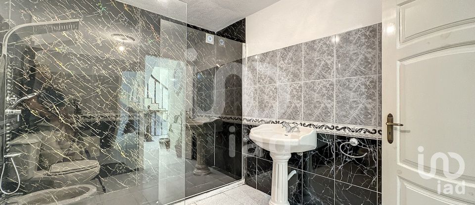 Lodge T4 in Arco da Calheta of 261 m²