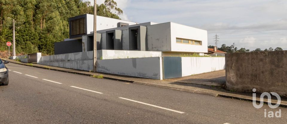 House T3 in Argoncilhe of 636 m²