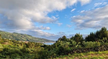 Lodge T2 in Lajes do Pico of 72 m²