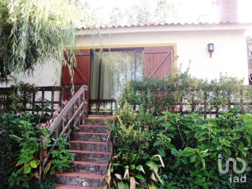 Maison traditionnelle T2 à Serra e Junceira de 160 m²