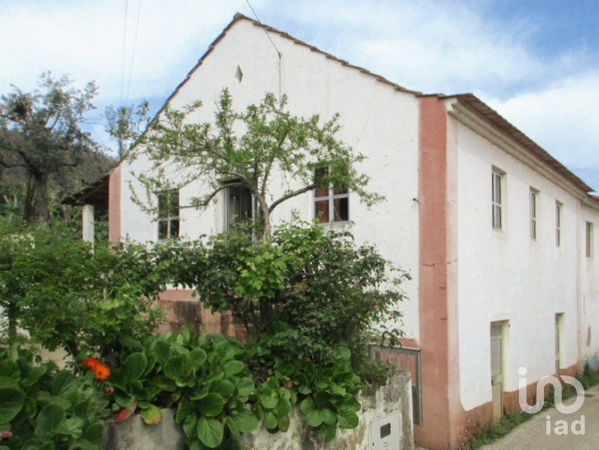 Country house T3 in Ferreira do Zêzere of 81 m²