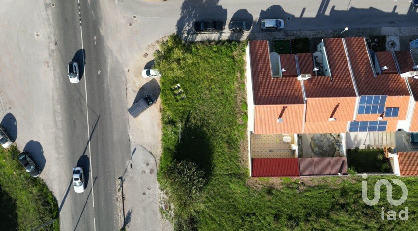 Terrain à bâtir à Tornada e Salir do Porto de 326 m²