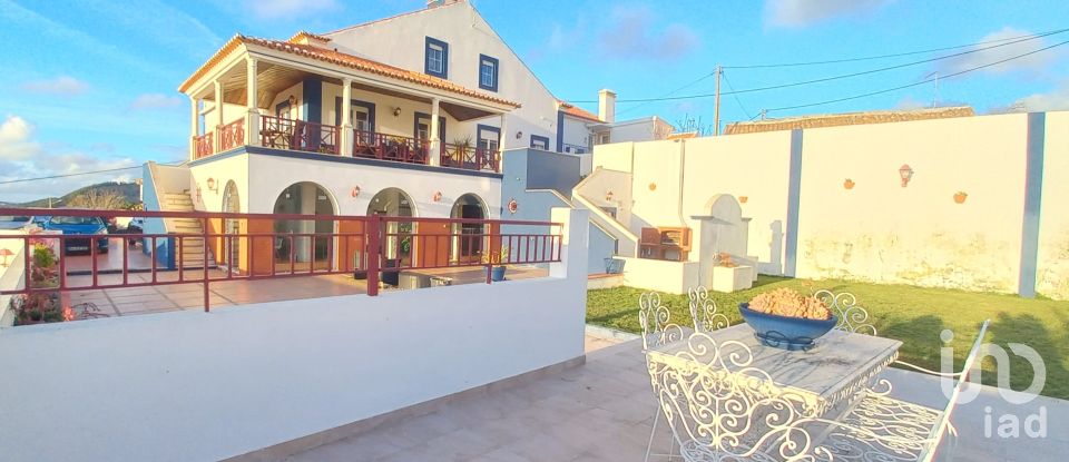 Moradia T6 em Dois Portos e Runa de 498 m²